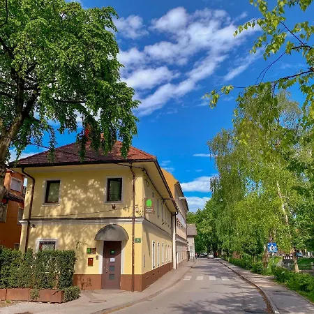 Hostel Vrba *